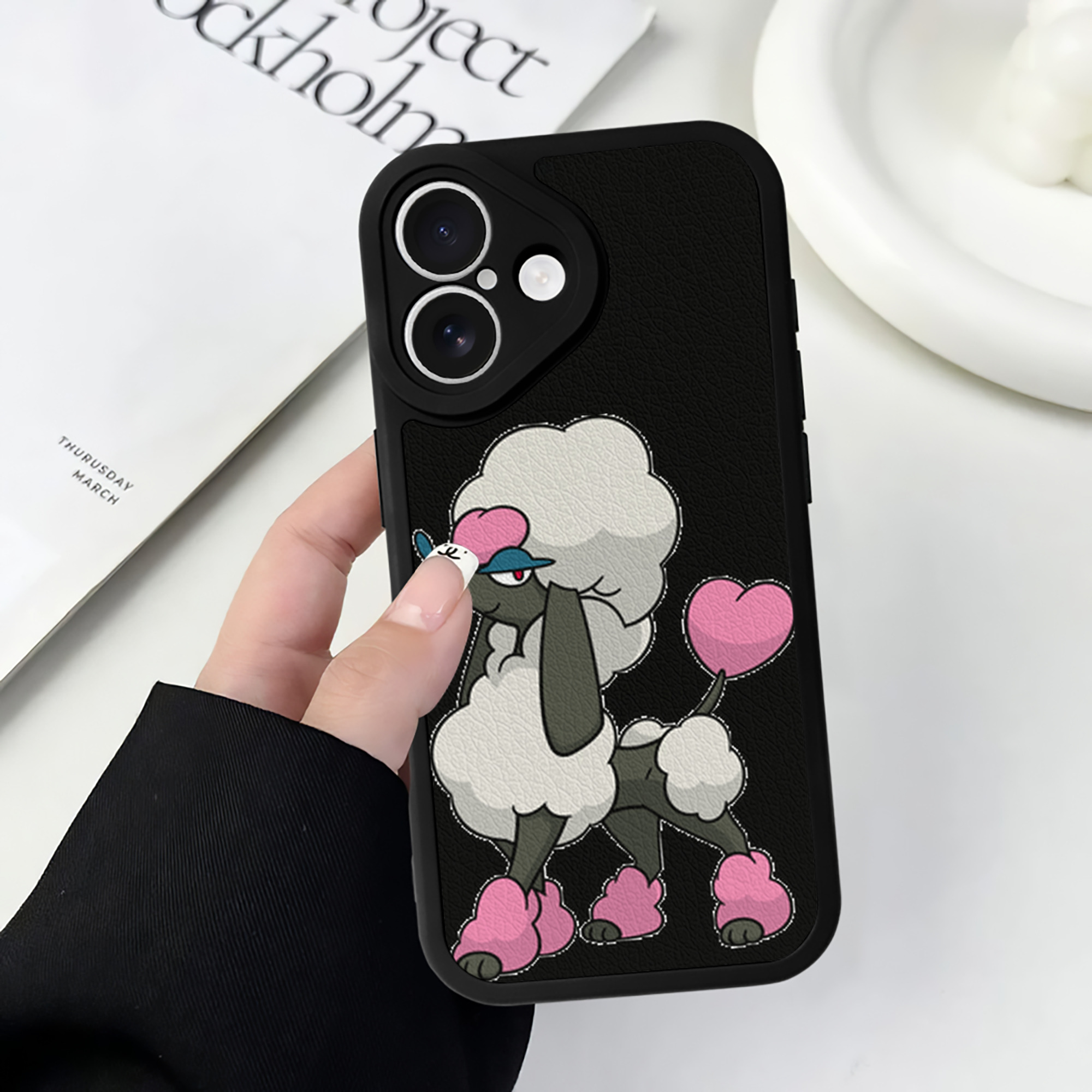 （画像用） ポケットモンスター Pokémon 【iPhone 16シリーズ対応】シリコンスマホケース（レザー調） 材質：シリコン